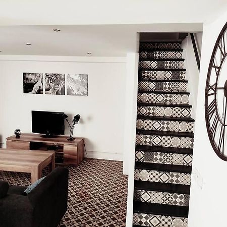 Superbe Maison Renovee Avec Agreable Jardin Sainte-Catherine  Екстер'єр фото