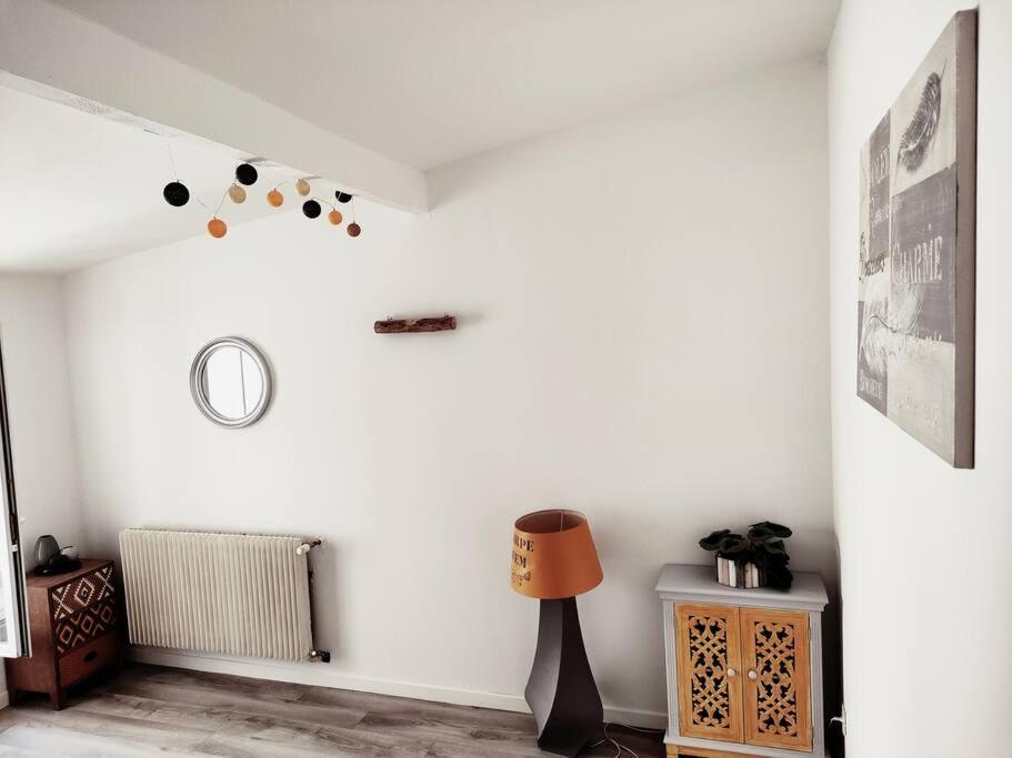 Superbe Maison Renovee Avec Agreable Jardin Sainte-Catherine  Екстер'єр фото